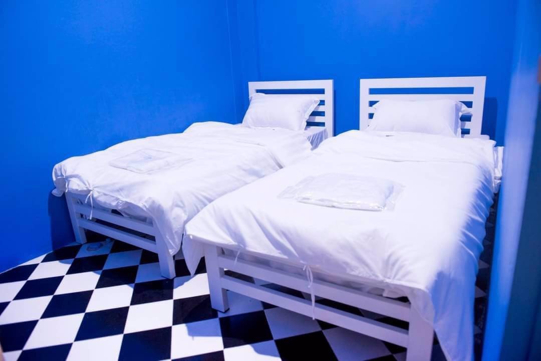 ด่วน-เซ้งโฮลเทลพร้อมร้านอาหารย่านถนนข้าวสาร-สภาพพร้อมดำเนินกิจการทันที