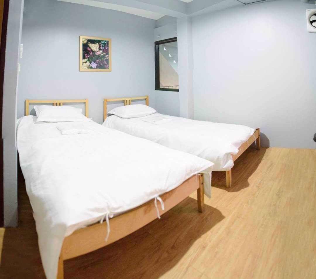 ด่วน-เซ้งโฮลเทลพร้อมร้านอาหารย่านถนนข้าวสาร-สภาพพร้อมดำเนินกิจการทันที