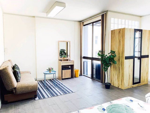 ให้เช่าทาวน์โฮม-3ชั้น-ในซอยสุขุมวิท-44-2-ใกล้-bts-พระโขนง-เหมาะทำ-airbnb-หรือโฮมออฟฟิศ