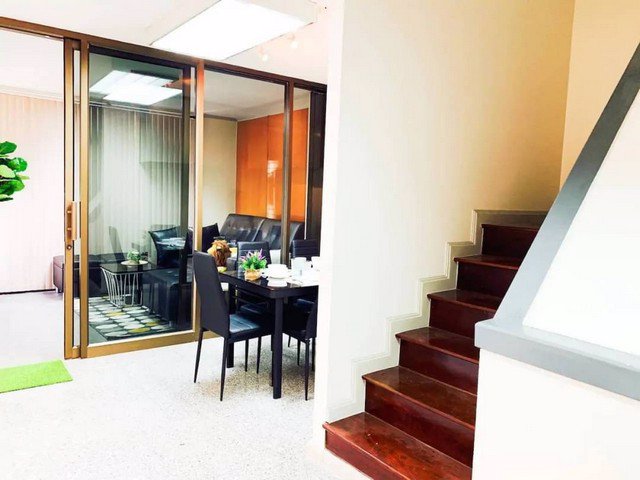 ให้เช่าทาวน์โฮม-3ชั้น-ในซอยสุขุมวิท-44-2-ใกล้-bts-พระโขนง-เหมาะทำ-airbnb-หรือโฮมออฟฟิศ