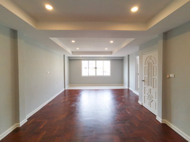 ให้เช่าทาวน์โฮม-3-ชั้น-หลังมุม-ย่านสาธุประดิษฐ์-ใกล้-central-พระราม3