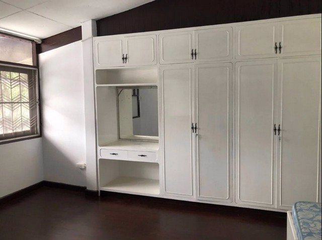 ให้เช่าบ้านเดี่ยว-2-ชั้น-หมู่บ้านเสรี-หลังเดอะไนน์-พระรามเก้า-รีโนเวทใหม่