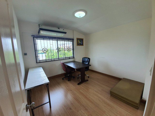 ให้เช่าบ้านเดี่ยว-2-ชั้น-ใกล้ศูนย์การค้าแฟชั่นไอซ์แลนด์-รามอินทรา-อนุญาตให้ทำออฟฟิศจดทะเบียน