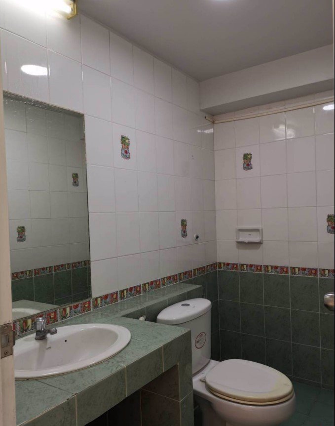 ให้เช่าทาวน์โฮม-3-ชั้น-ปริญญลักษณ์-พร้อมบ้านน๊อคดาวน์1-หลัง-ซอยนวมินทร์-111