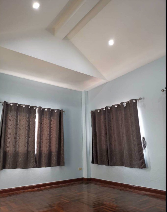 ให้เช่าทาวน์โฮม-3-ชั้น-ปริญญลักษณ์-พร้อมบ้านน๊อคดาวน์1-หลัง-ซอยนวมินทร์-111