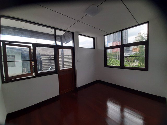 oh102-ให้เช่าบ้านเดี่ยว-2-ชั้น-ใกล้bts-ปุณณวิถี-รีโนเวทใหม่พร้อมอยู่