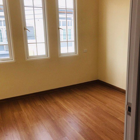 oh100-ให้เช่าทาวโฮม-2-ชั้น-หมู่บ้านโกลเด้น-ทาวน์-3-บางนา-สวนหลวง-บ้านหลังมุม