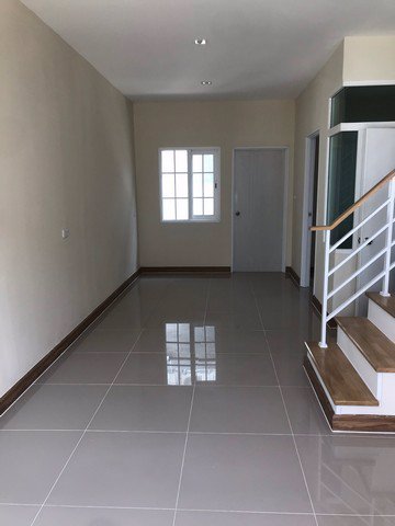 oh100-ให้เช่าทาวโฮม-2-ชั้น-หมู่บ้านโกลเด้น-ทาวน์-3-บางนา-สวนหลวง-บ้านหลังมุม