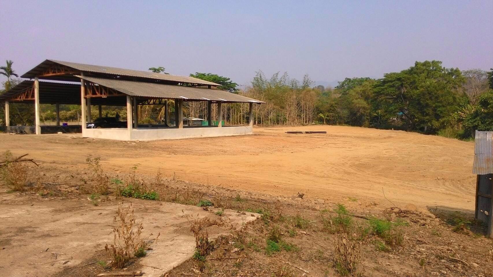 ขายที่ดิน-พร้อมสิ่งปลูกสร้าง-มีบ้านพักและโกดัง