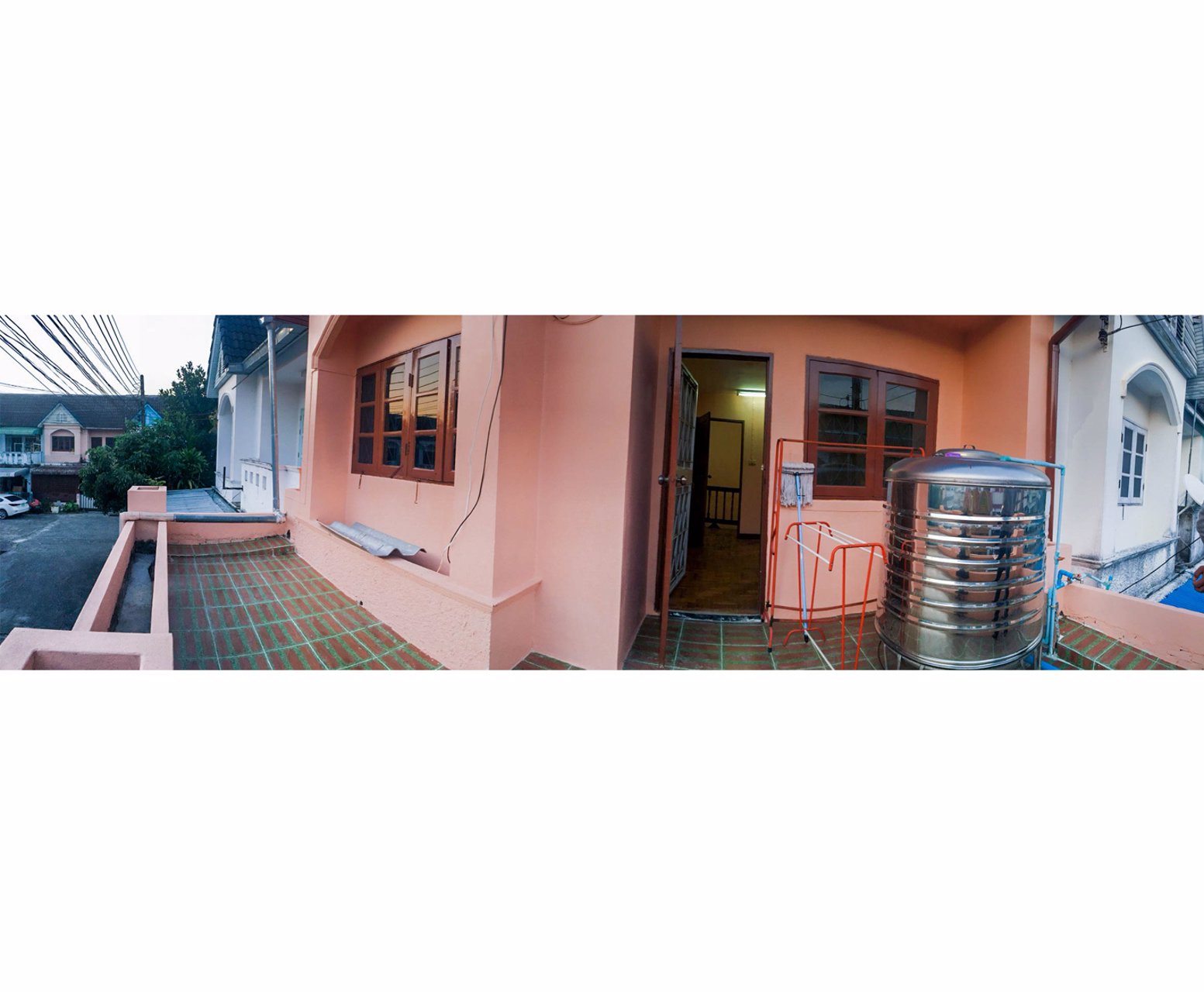 ขายถูกทาวน์โฮมใจกลางเมืองเชียงราย