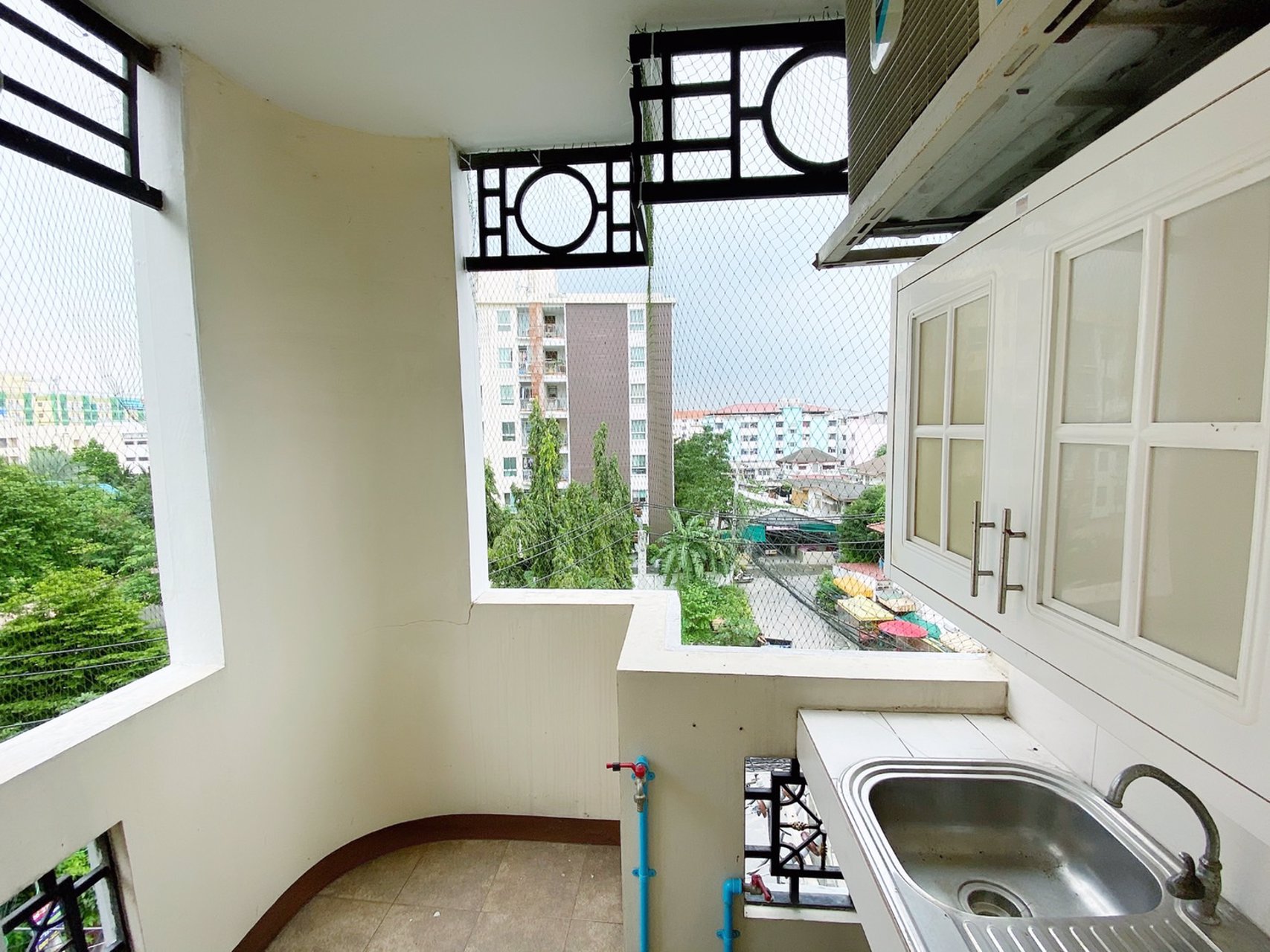 condo-ให้เช่า-ย่านสะพานใหม่-มีสถานีรถไฟฟ้า-สถานีสายหยุด-สายสีเขียว