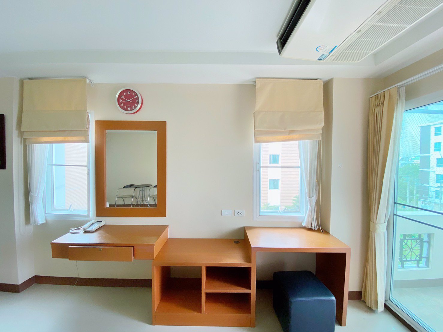 condo-ให้เช่า-ย่านสะพานใหม่-มีสถานีรถไฟฟ้า-สถานีสายหยุด-สายสีเขียว