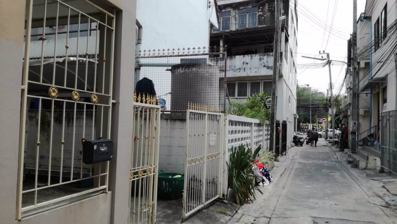 ขายหอพัก-40-ห้อง-หน้า-มบูรพา