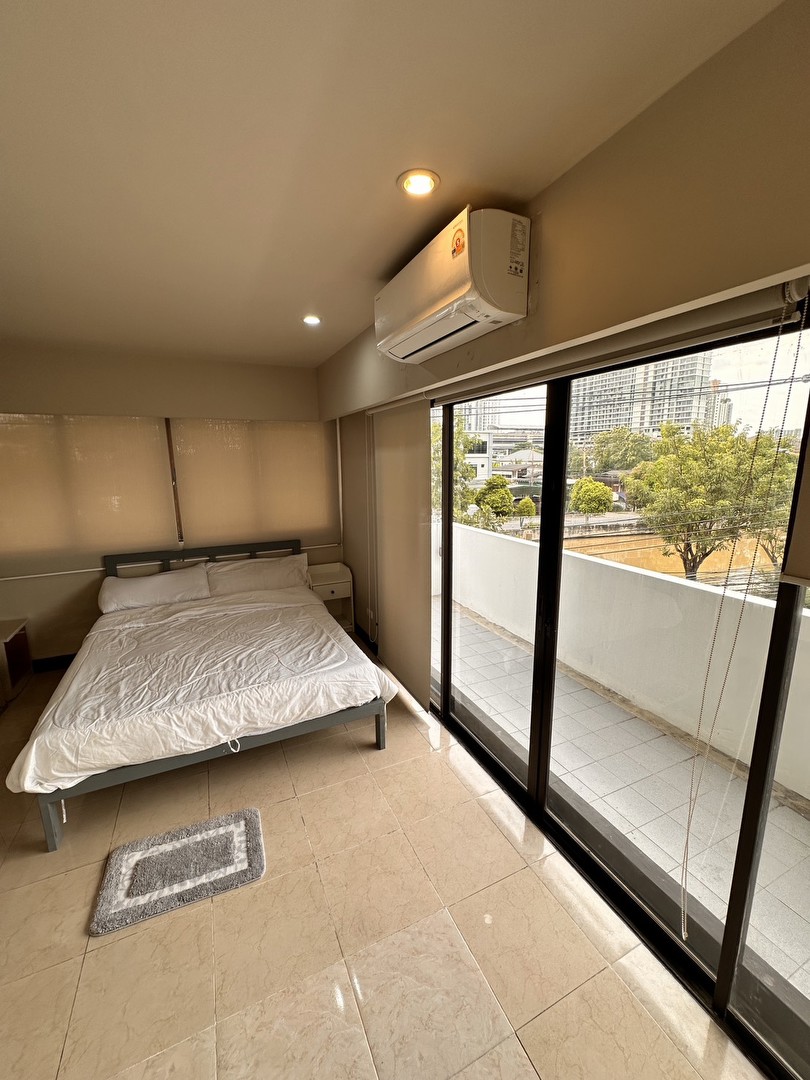 ให้เช่าคอนโด-ใกล้สถานีกรุงเทพอภิวัฒน์-เตาปูน-คัทรียาเพลส