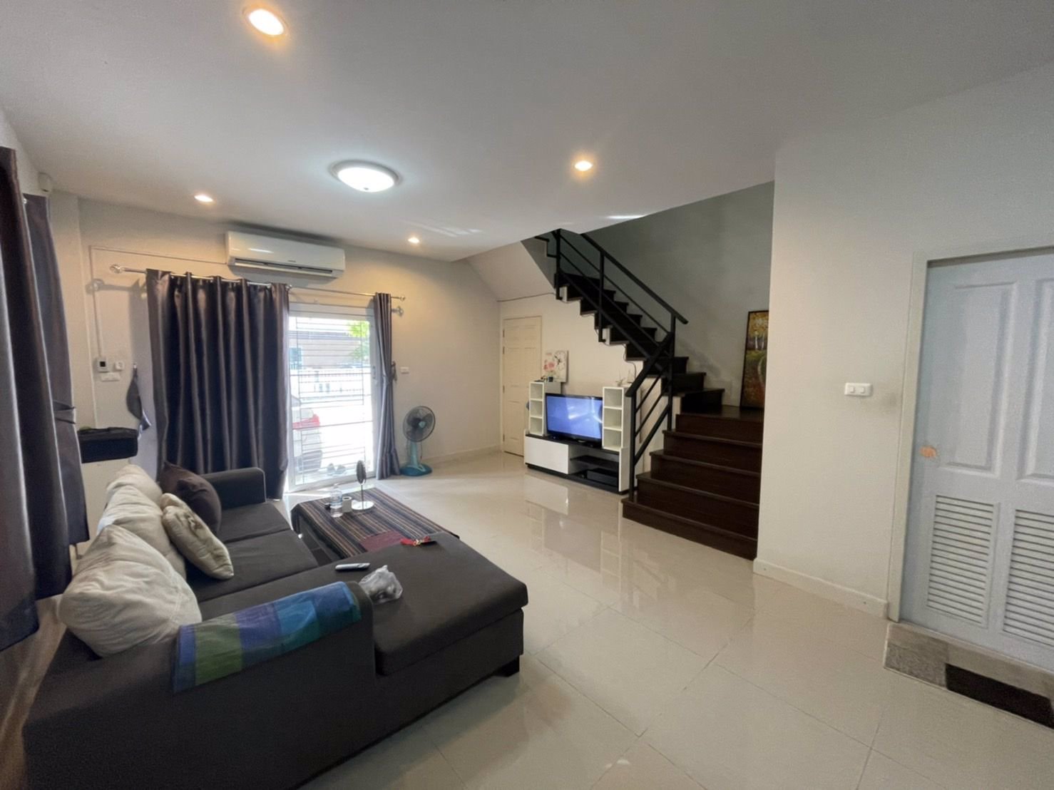 ขายบ้านแฝด-มมณีรินทร์วิลเลจ-หนองมน