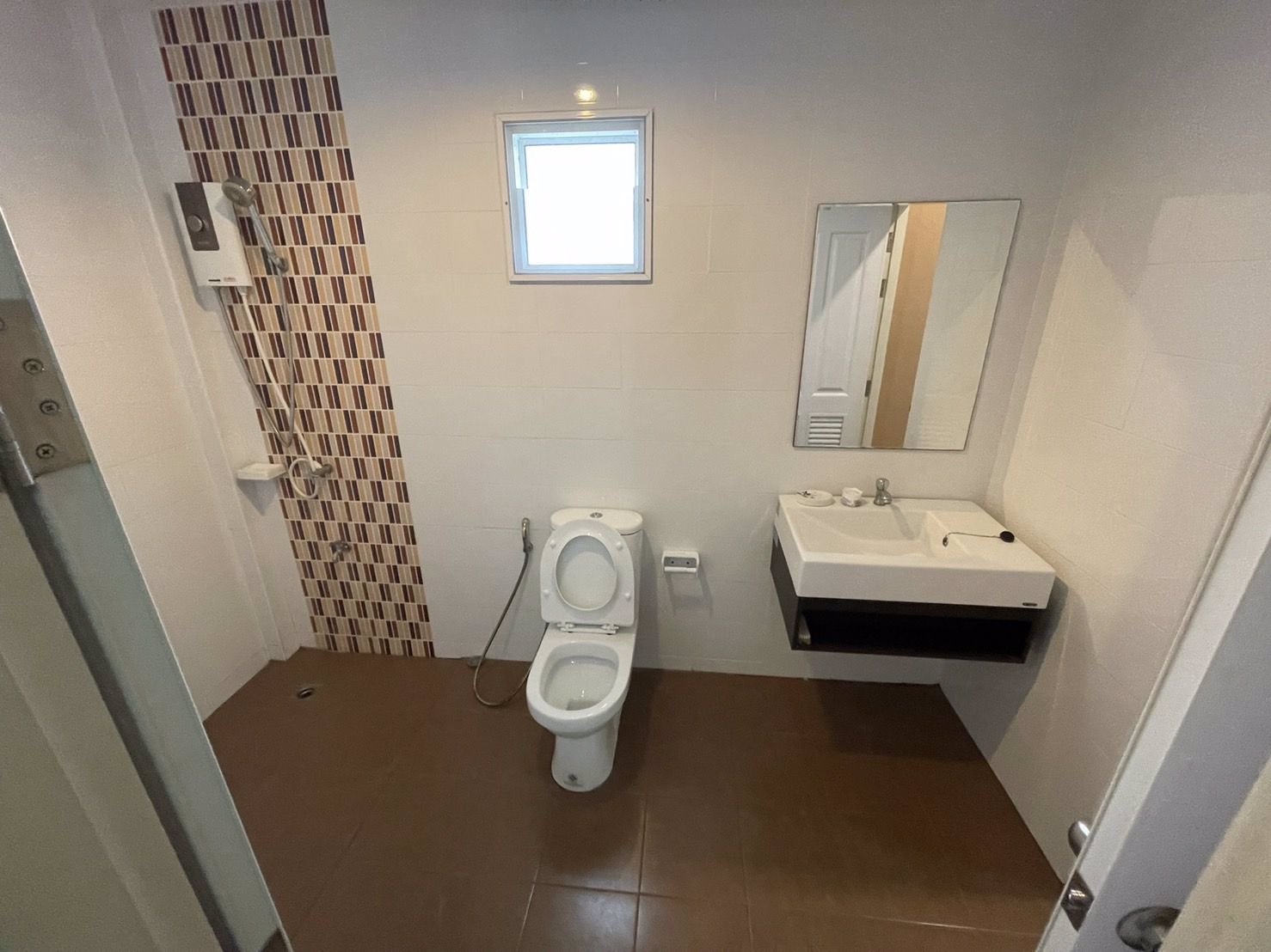 ขายบ้านแฝด-มมณีรินทร์วิลเลจ-หนองมน