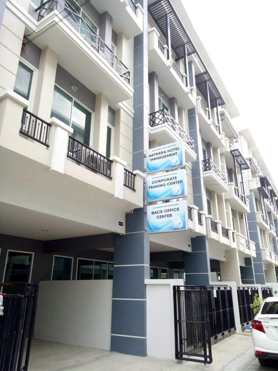 ประกาศให่เช่าออฟฟิศ-ลาดกระบัง-กรุงเทพมหานคร