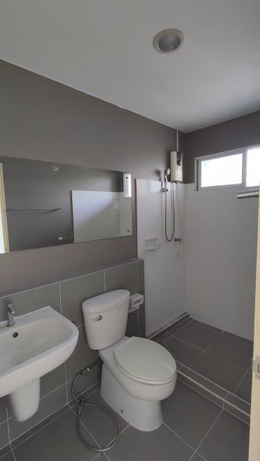 ขายทาวน์เฮ้าส์-อินดี้-รังสิต-คลอง3-indy-โดย-แลนด์-แอนด์-เฮ้าส์