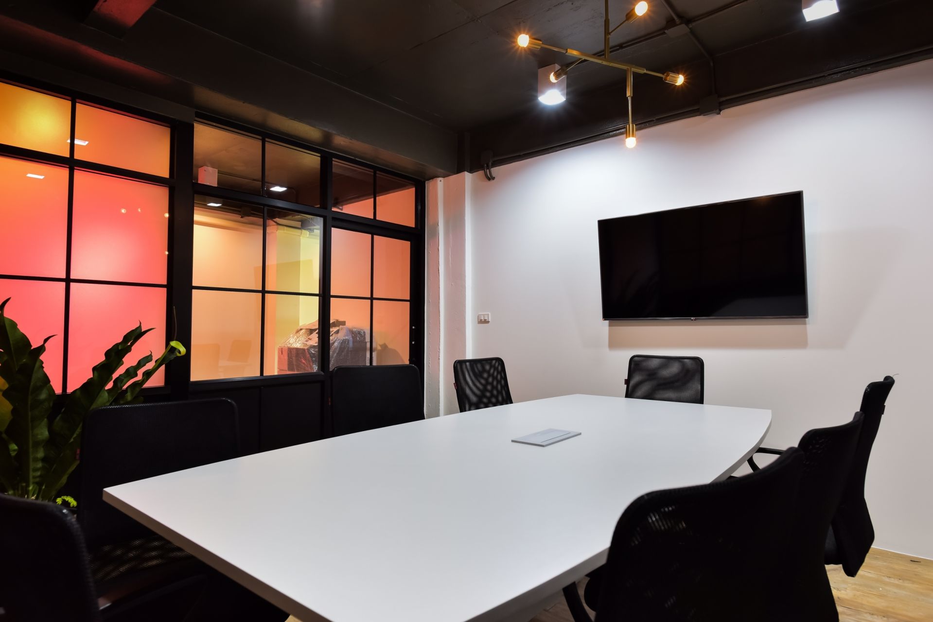 ออฟฟิศ-ให้เช่าเดินจาก-bts-mrtอโศกไม่เกิน-2นาที-new-service-for-rent-2mins-bts-mrt-asoke