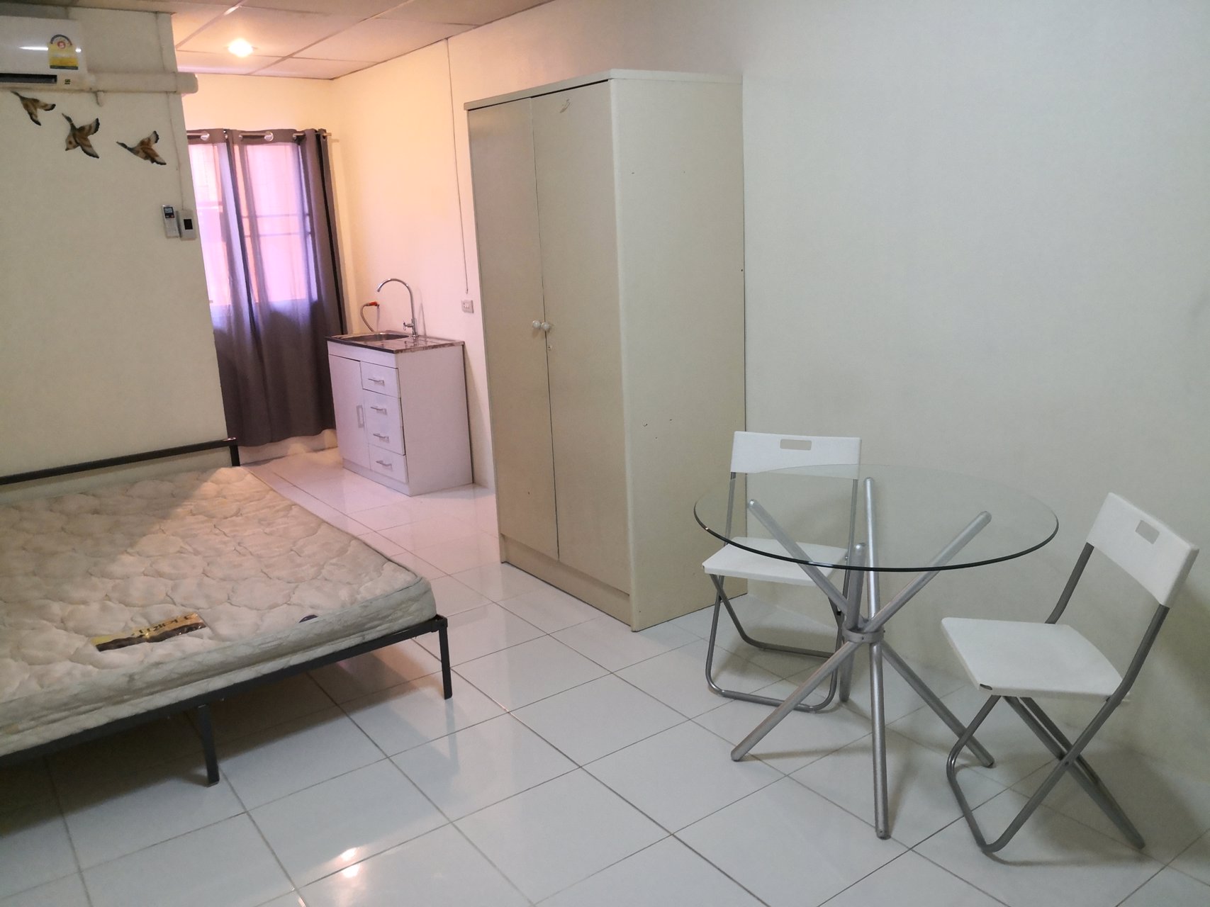 ให้เช่า-ลาดพร้าว-คอนโดทาวน์-2-รีโนเวททั้งห้อง-ติดแอร์-พร้อมเฟอร์นิเจอ-ซอย-ลาดพร้าว-87-ซอย-big-c-ล