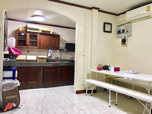 ขาย-ทาวน์เฮ้าส์-2-ชั้น-ตกแต่งพร้อมอยู่-หมู่บ้านชัยพฤกษ์-บุศรินทร์-คลอง2-ใกล้-ฟิวเจอร์ปาร์ครังสิต