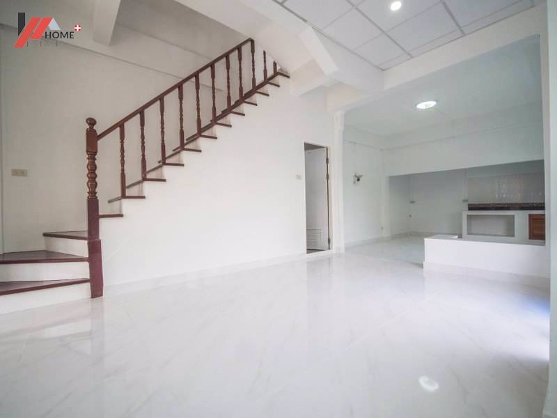 ขาย-ทาวน์เฮ้าส์-2-ชั้น-ตกแต่งใหม่-หมู่บ้านบัวทองธานีพาร์ค-บ้านพร้อมอยู่-ใกล้-เซ็นทรัลเวสต์เกต