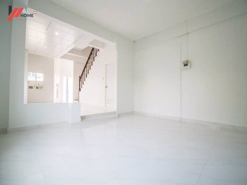 ขาย-ทาวน์เฮ้าส์-2-ชั้น-ตกแต่งใหม่-หมู่บ้านบัวทองธานีพาร์ค-บ้านพร้อมอยู่-ใกล้-เซ็นทรัลเวสต์เกต