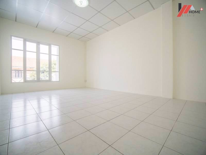 ขาย-ทาวน์เฮ้าส์-2-ชั้น-พร้อมอยู่-เนื้อที่-18-ตารางวา-หมู่บ้านบัวทอง4-แต่งสวย-ทำเล-ใกล้-เซ็นทรัลเวสต์