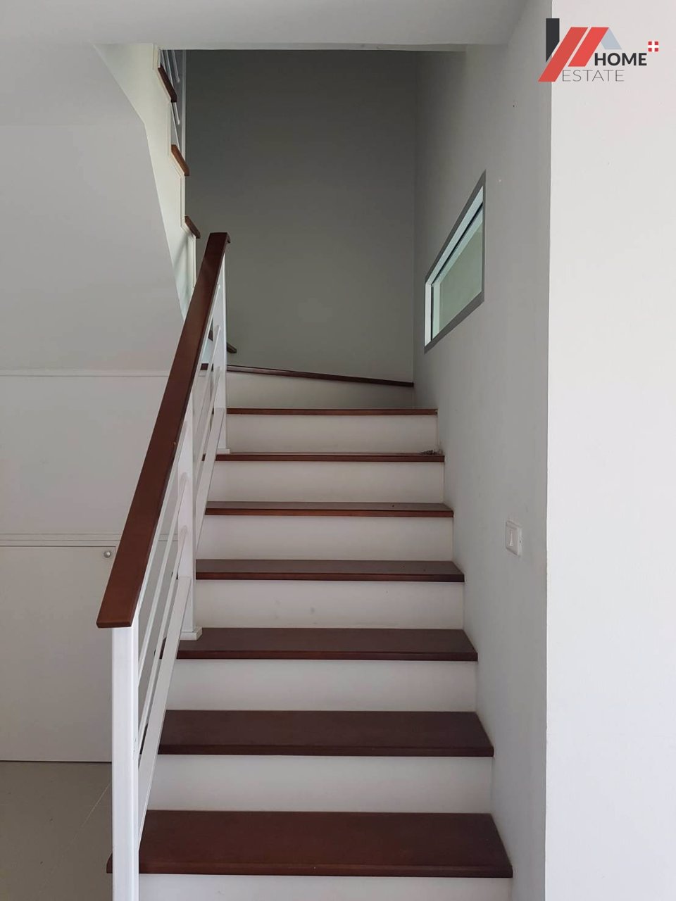 ขายทาวน์เฮ้าส์-2-ชั้น-พร้อมอยู่-หมู่บ้านพฤกษาไลท์ล็อกซ์-รัตนาธิเบศร์-ใกล้เซ็นทรัลเวสท์เกต-แปลงมุม