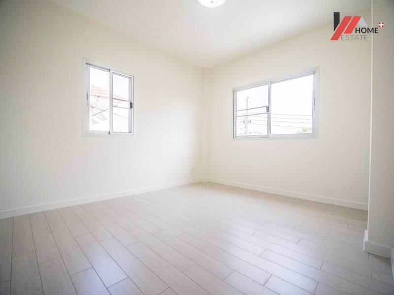 บ้านเดี่ยว-2-ชั้น-เนื้อที่-52-ตรว-หมู่บ้านคุณาภัทร-1-บ้านสวยพร้อมอยู่-ใกล้-เซ็นทรัลเวสต์เกต