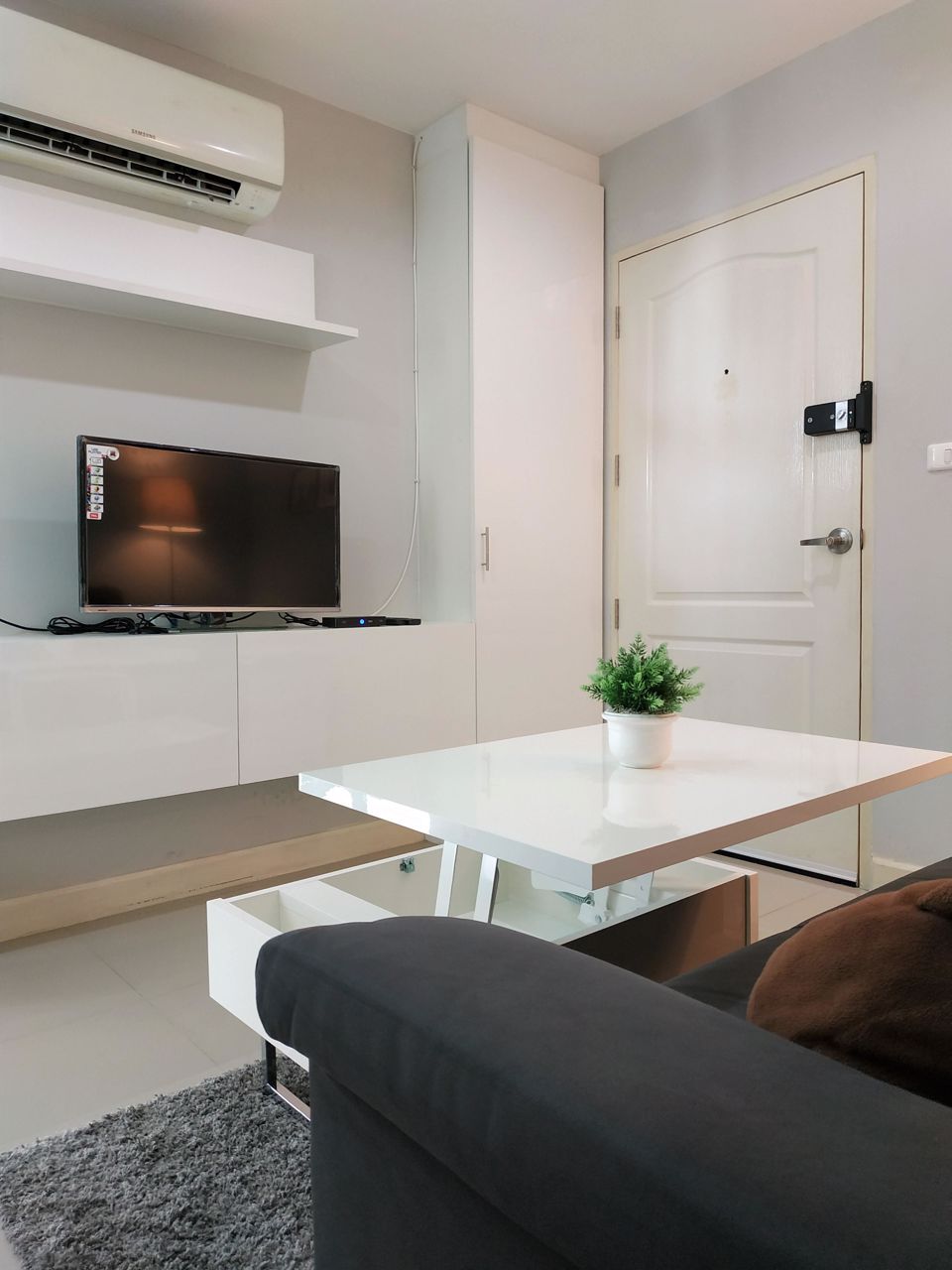 levo-ลาดพร้าว18-mrt-ลาดพร้าว-500-m-เดิน-6-นาที-วิน-10-บาท-ติด-family-7-11