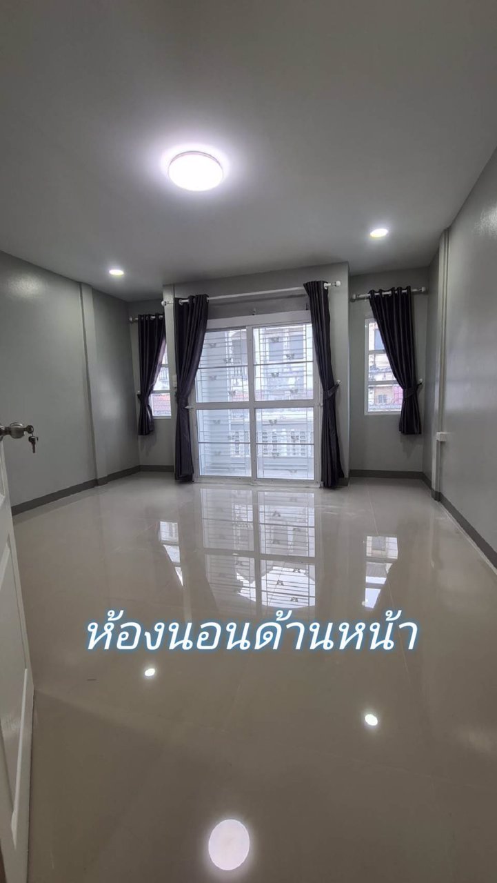 ฟรีดาวน์-ทาวน์เฮ้าส์สองชั้น-ปรับปรุงใหม่ทั้งหลัง-ติดถนนมิตรภาพ-อำเภอแก่งคอย-จังหวัดสระบุรี