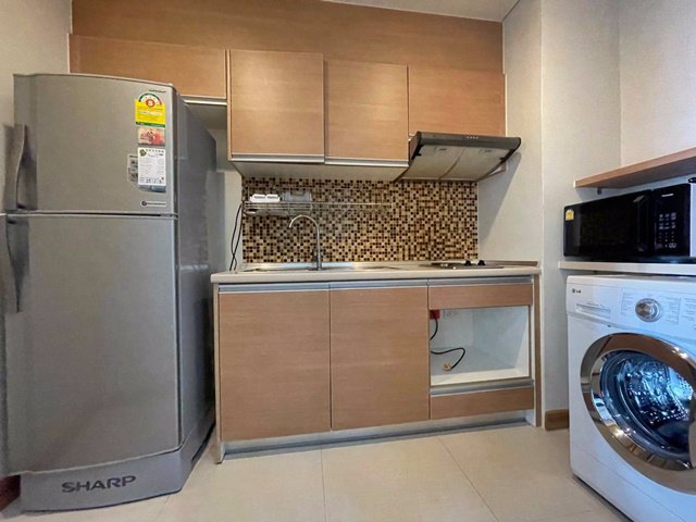 for-rent-le-luk-300m-from-bts-phrakanong-เช่าคอนโด-เลอ-ลักซ์-300ม-จาก-bts-พระโขนง