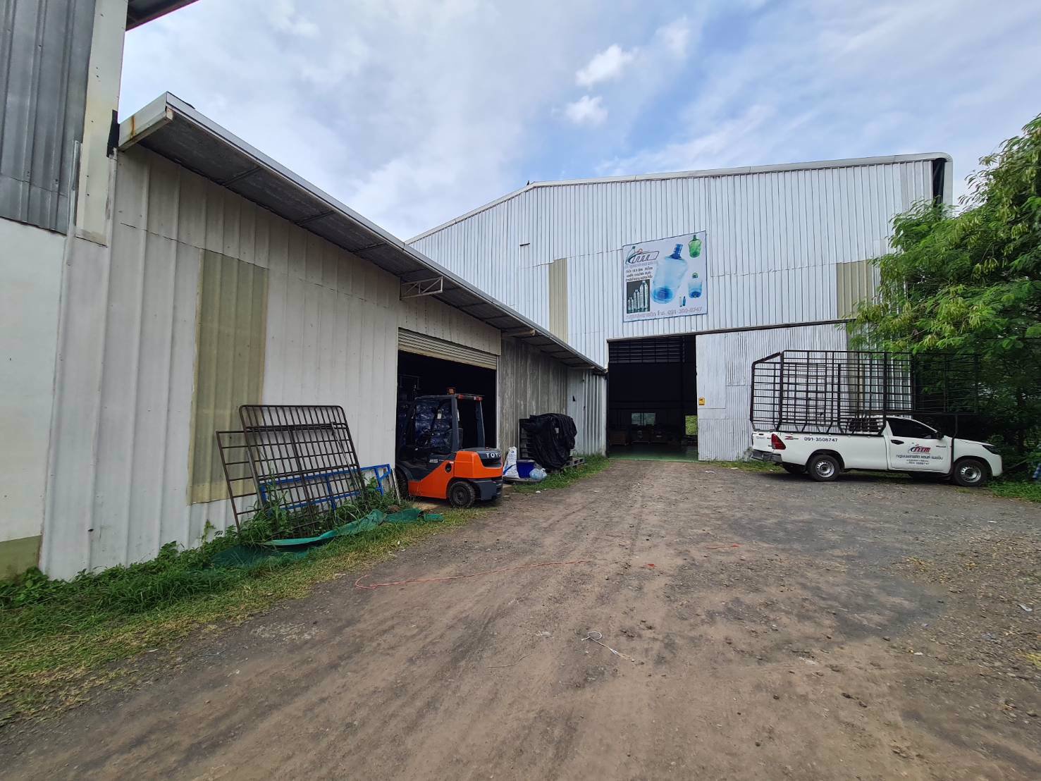 ขายที่ดินติดถนน-4-เลนหน้ากว้าง-40-เมตร