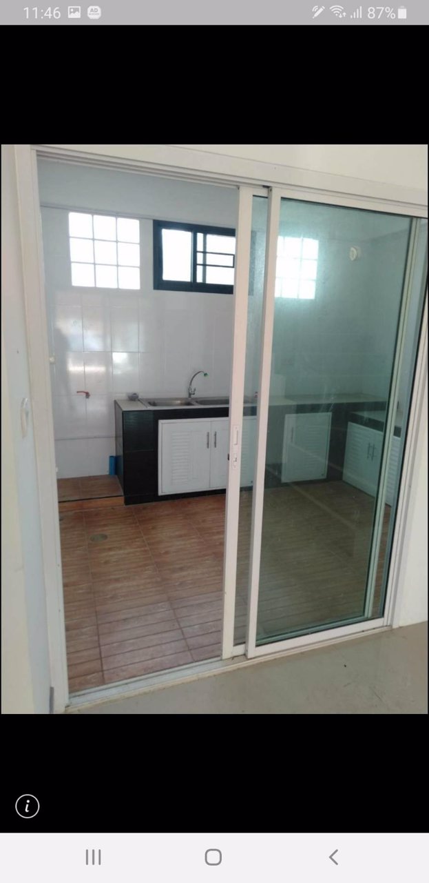 ให้เช่าอาคารพาณิชย์-3-ชั้นครึ่ง-ค้าขายได้-