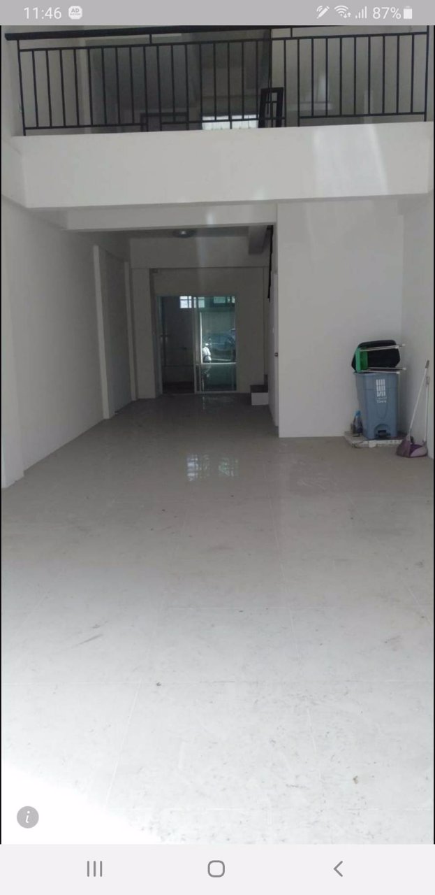 ให้เช่าอาคารพาณิชย์-3-ชั้นครึ่ง-ค้าขายได้-