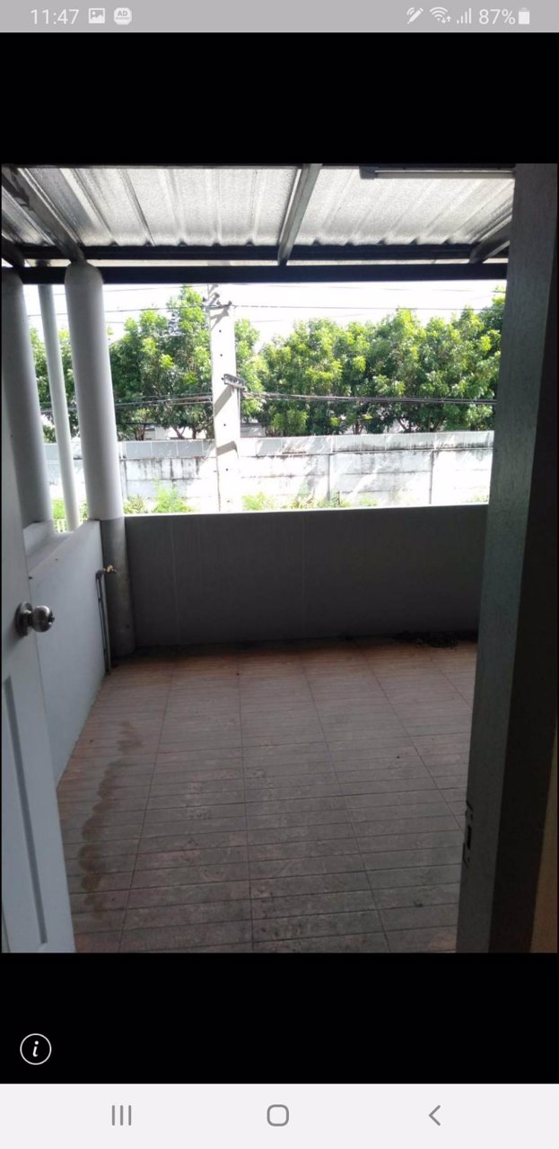 ให้เช่าอาคารพาณิชย์-3-ชั้นครึ่ง-ค้าขายได้-