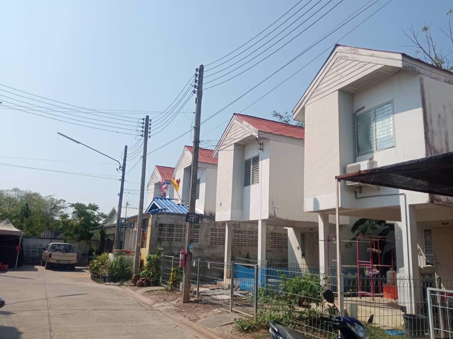 ขายบ้านเอื้ออาทร-ขายสองหลังคู่-อพนมสารคาม-ต้นซอย-ฟรีโอน