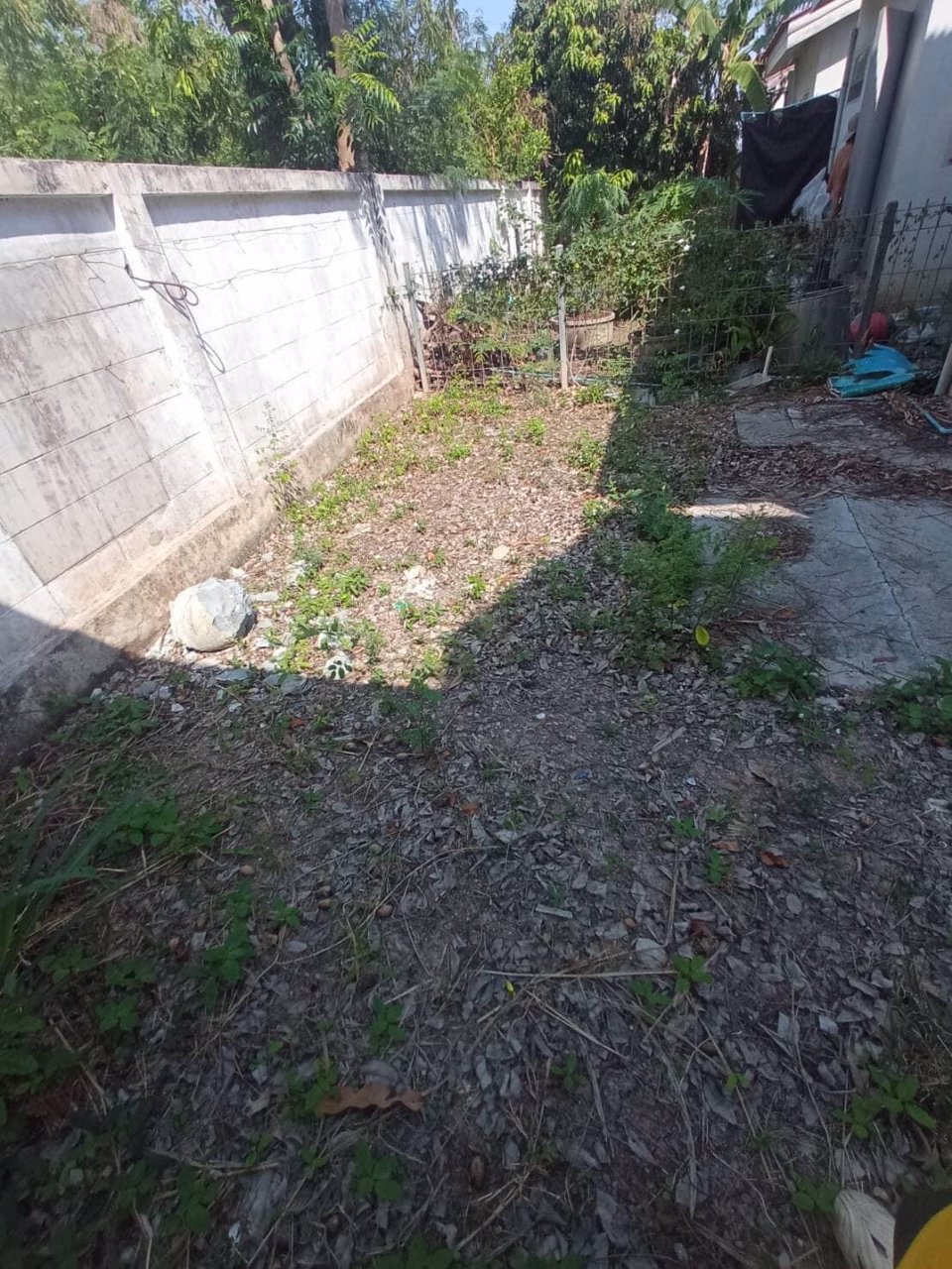 ขายบ้านเอื้ออาทร-ขายสองหลังคู่-อพนมสารคาม-ต้นซอย-ฟรีโอน