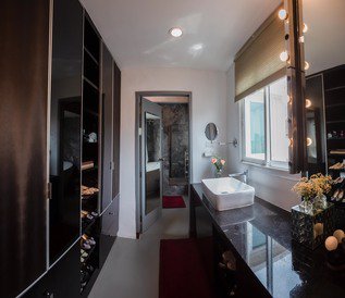 ให้เช่าทาวน์โฮมหลังมุม-45-ชั้น-5-ห้องนอน-5-ห้องน้ำ-ราคาพิเศษเฉพาะเดือนนี้เท่านั้น-ลดค่าเช่าจาก-550