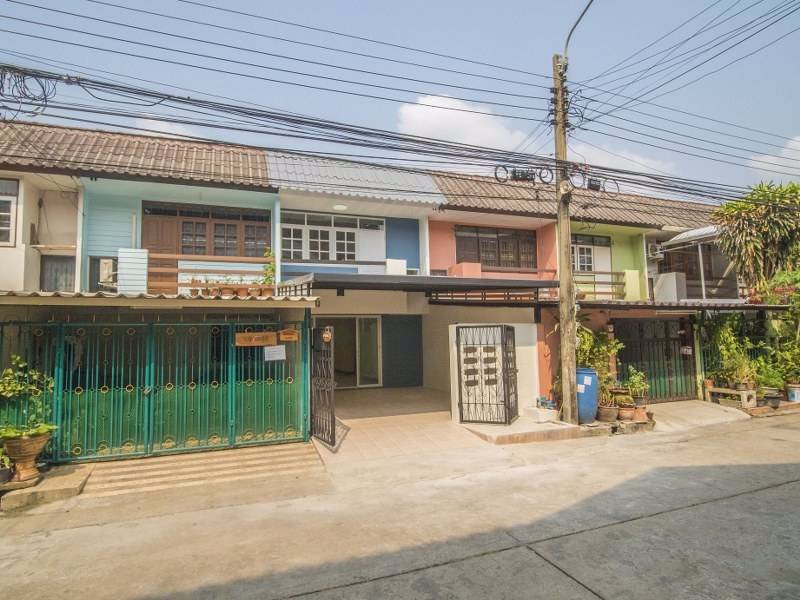 1007-ขายทาวน์เฮ้าส์หมู่บ้านสวัสดิการกทมพร้อมอยู่ข้างเซ็นทรัลแจ้งวัฒนะ-ใกล้แนวรถไฟฟ้าสายสีชมพู