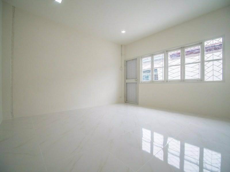 1025-ขายทาวน์เฮ้าส์ทำเลยอดฮิต-ทาวน์เฮ้าส์นันทนาการ์เด้นท์-2-ต้นซอยท่าอิฐ