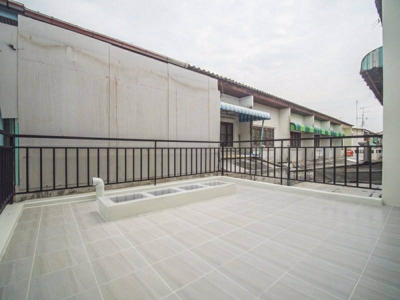 1025-ขายทาวน์เฮ้าส์ทำเลยอดฮิต-ทาวน์เฮ้าส์นันทนาการ์เด้นท์-2-ต้นซอยท่าอิฐ