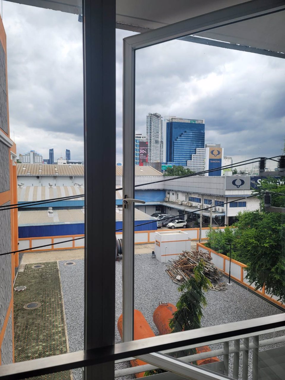 ขายหรือให้เช่า-คอนโดไอเฮ้าส์พระรามเก้า-เอกมัย-ชั้น4