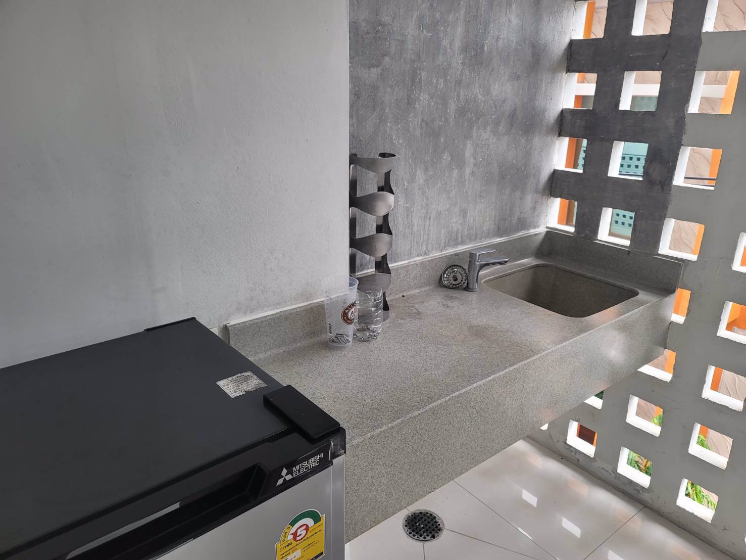 ขายหรือให้เช่า-คอนโดไอเฮ้าส์พระรามเก้า-เอกมัย-ชั้น4