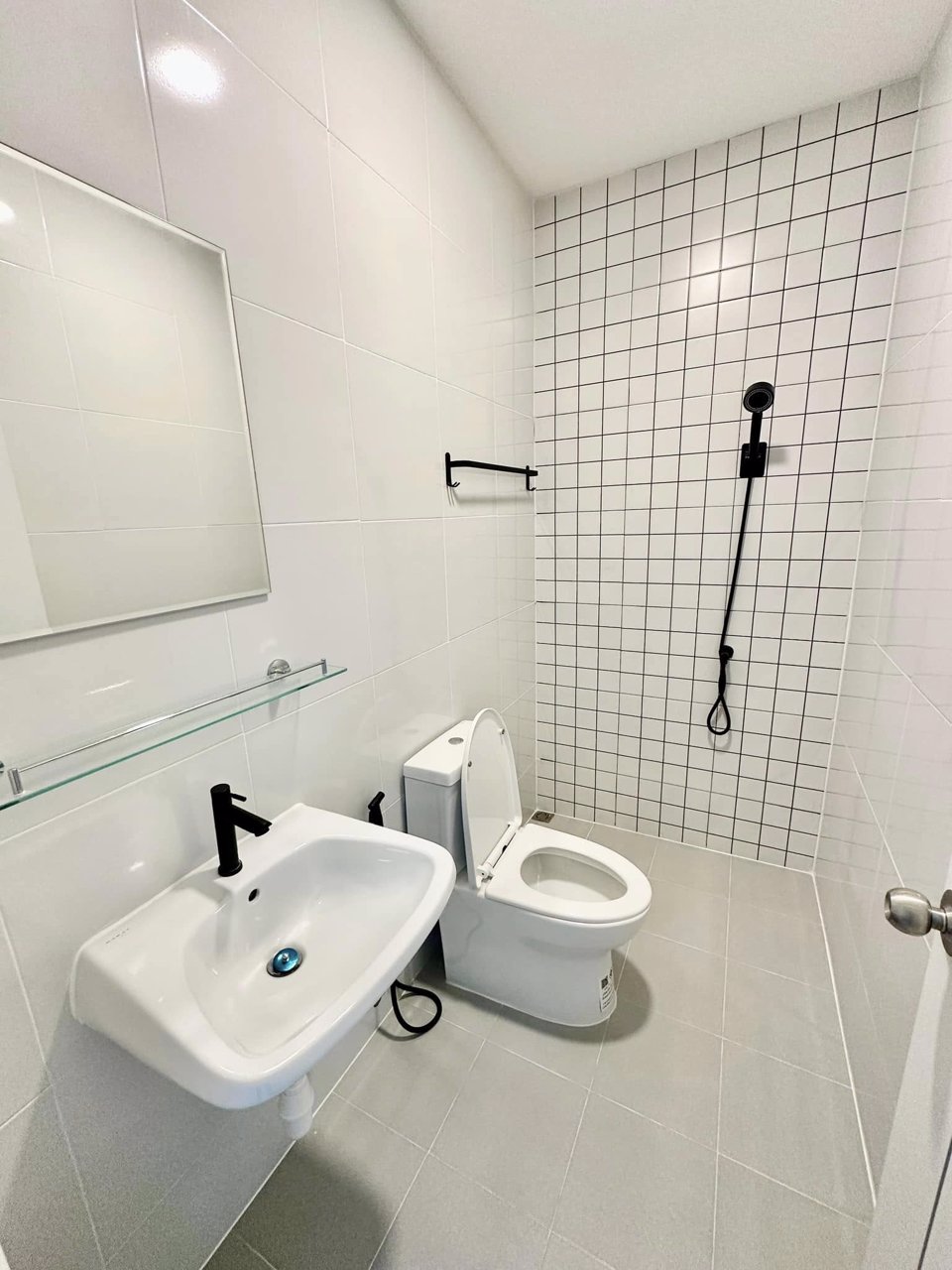 ขายถูกมาก-มแก้วขวัญ-คลอง7-รีโนเวทใหม่ทั้งหลัง