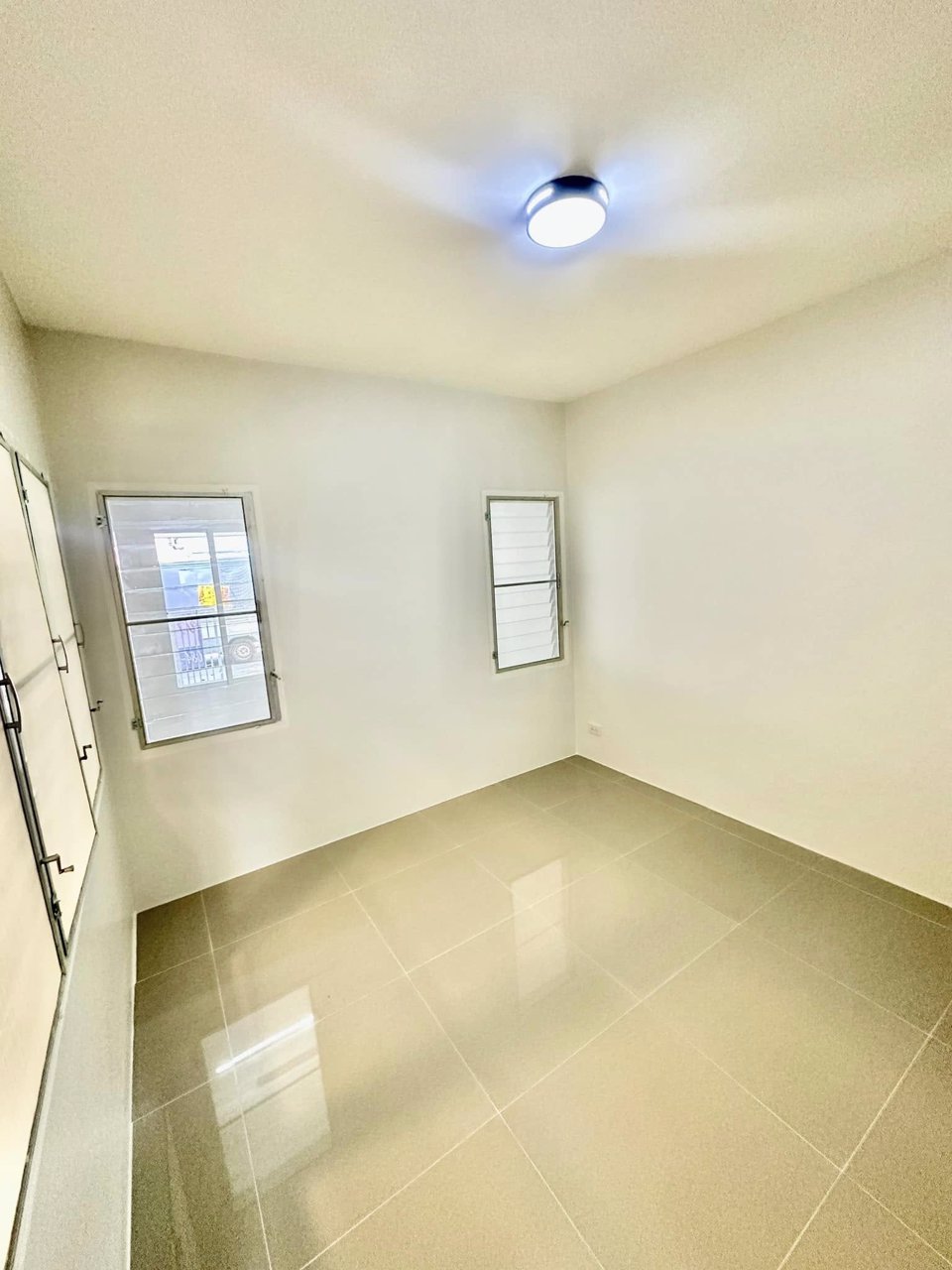 ขายถูกมาก-มแก้วขวัญ-คลอง7-รีโนเวทใหม่ทั้งหลัง