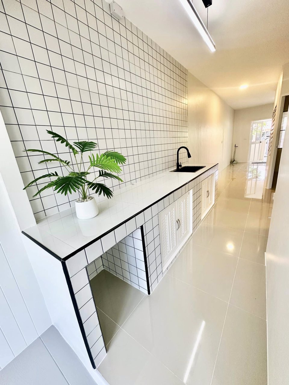 ขายถูกมาก-มแก้วขวัญ-คลอง7-รีโนเวทใหม่ทั้งหลัง