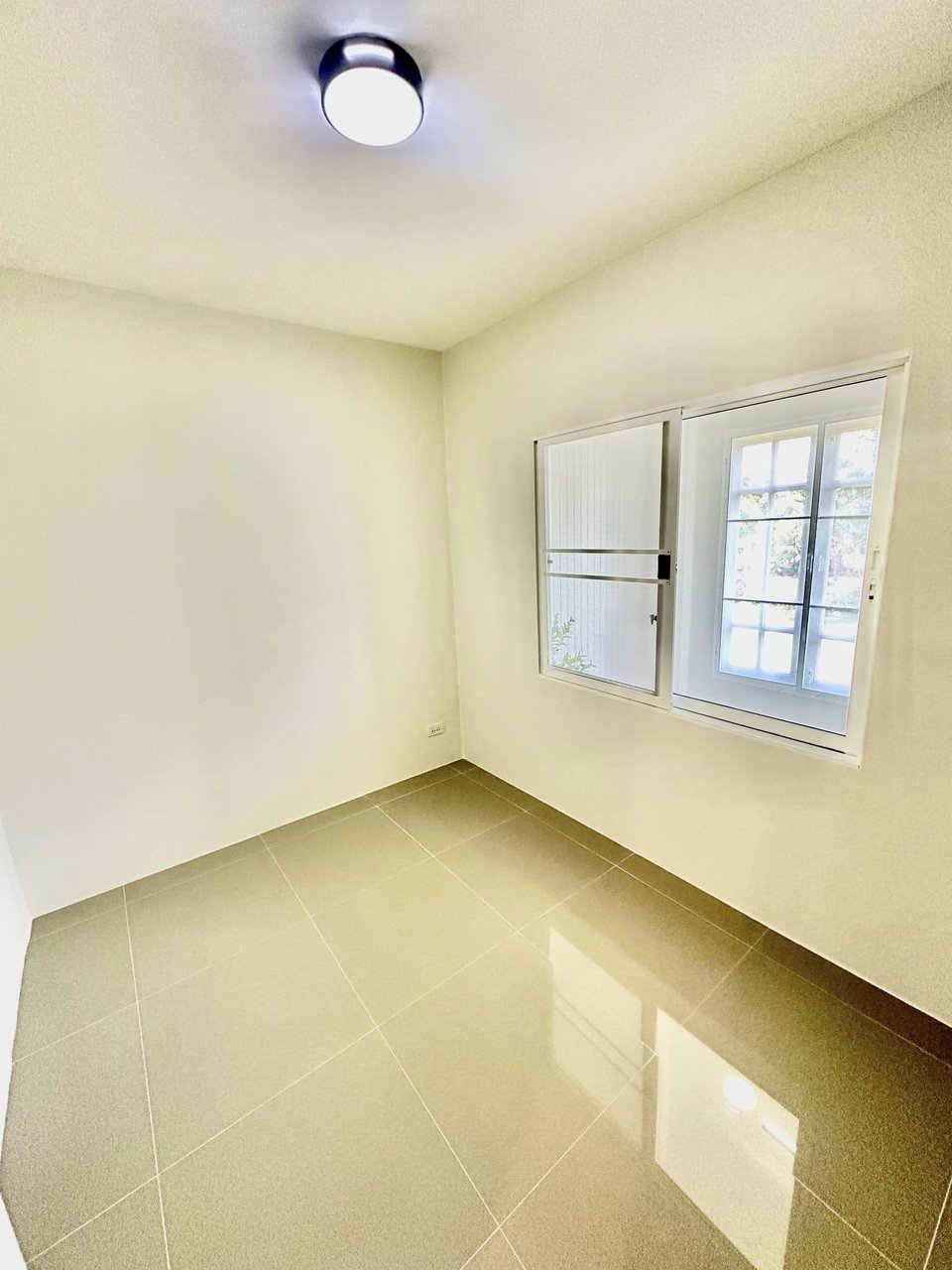 ขายถูกมาก-มแก้วขวัญ-คลอง7-รีโนเวทใหม่ทั้งหลัง