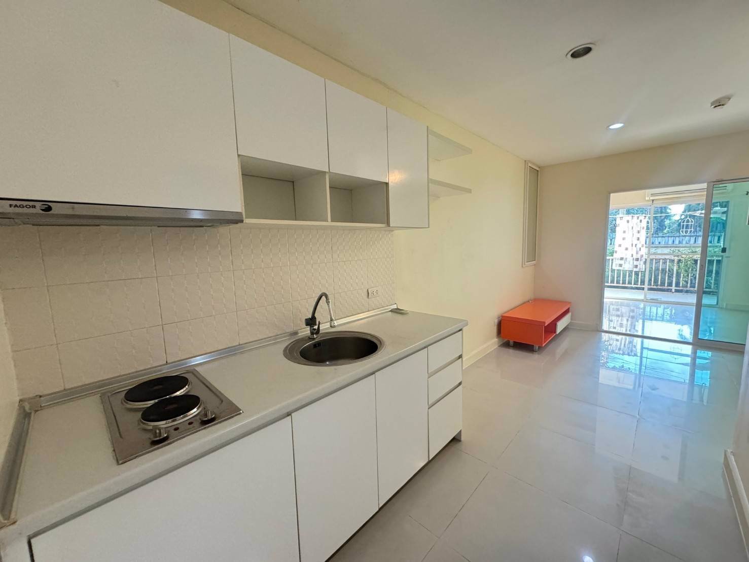 ขายคอนโดเมโทรพาร์คสาทร-เฟส-3